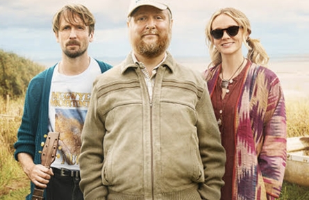 Droichead Arts Centre - 
          Silver Screen | Autumn/Winter 2025 | The Ballad of Wallis Island
        